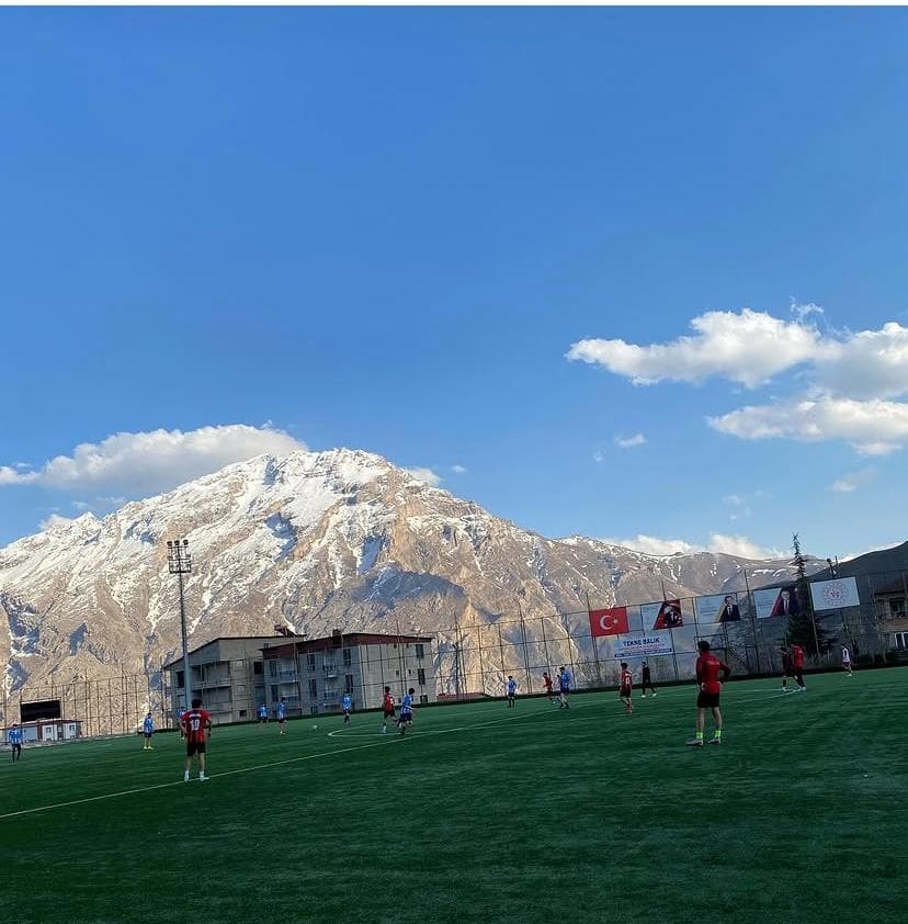 Hakkâri futbol sahası